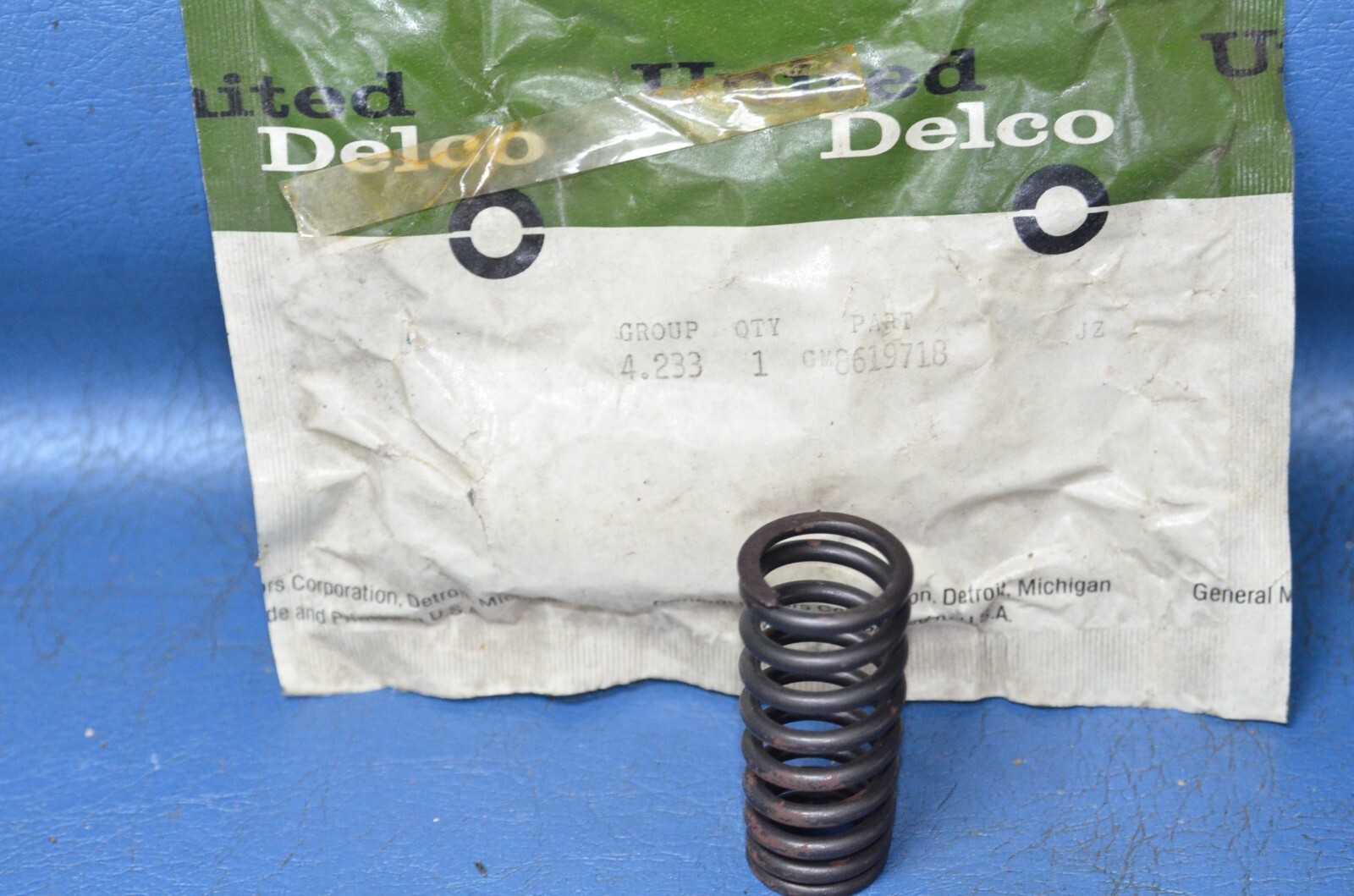 NOS 1961-64 GM Accumulator Piston Upper Spring Hydra-matic United Delco 8619718