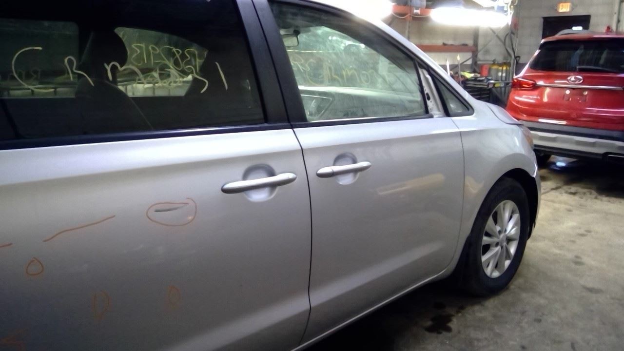 Automatic Transmission Without 19″ Wheels Fits 15-18 SEDONA 12657343