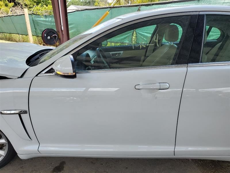 Transmission Assembly Automatic 2.0L OEM Jaguar XF 2013 2014
