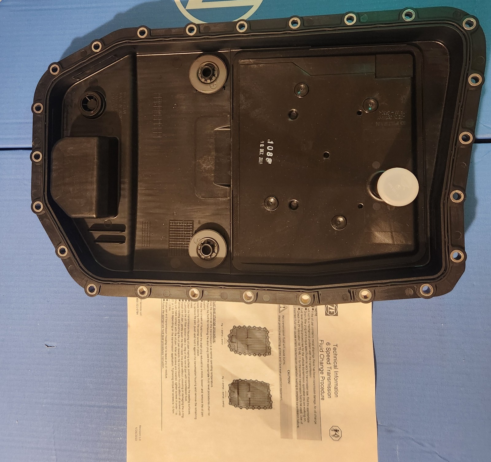 Original ZF6HP19-ZF6HP21 OIL PAN AND FILTER KIT (100% OE) 2004-UP (24 HOLES)