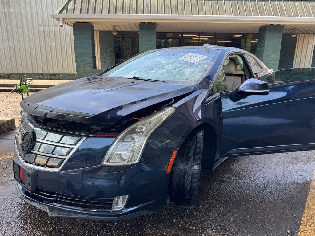 2014 Cadillac ELR OEM Automatic Transmission Assembly 133K Miles