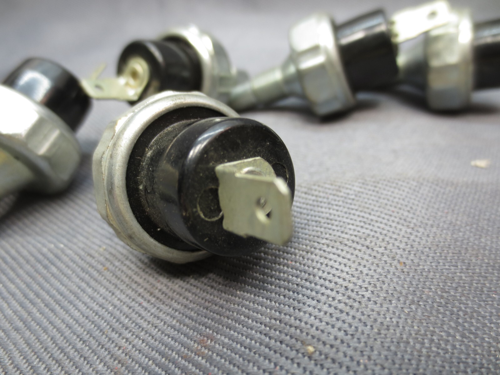 Excel Oil Pressure Switch For GM Turbo 350 Transmission Box of 5 New Old Stock
