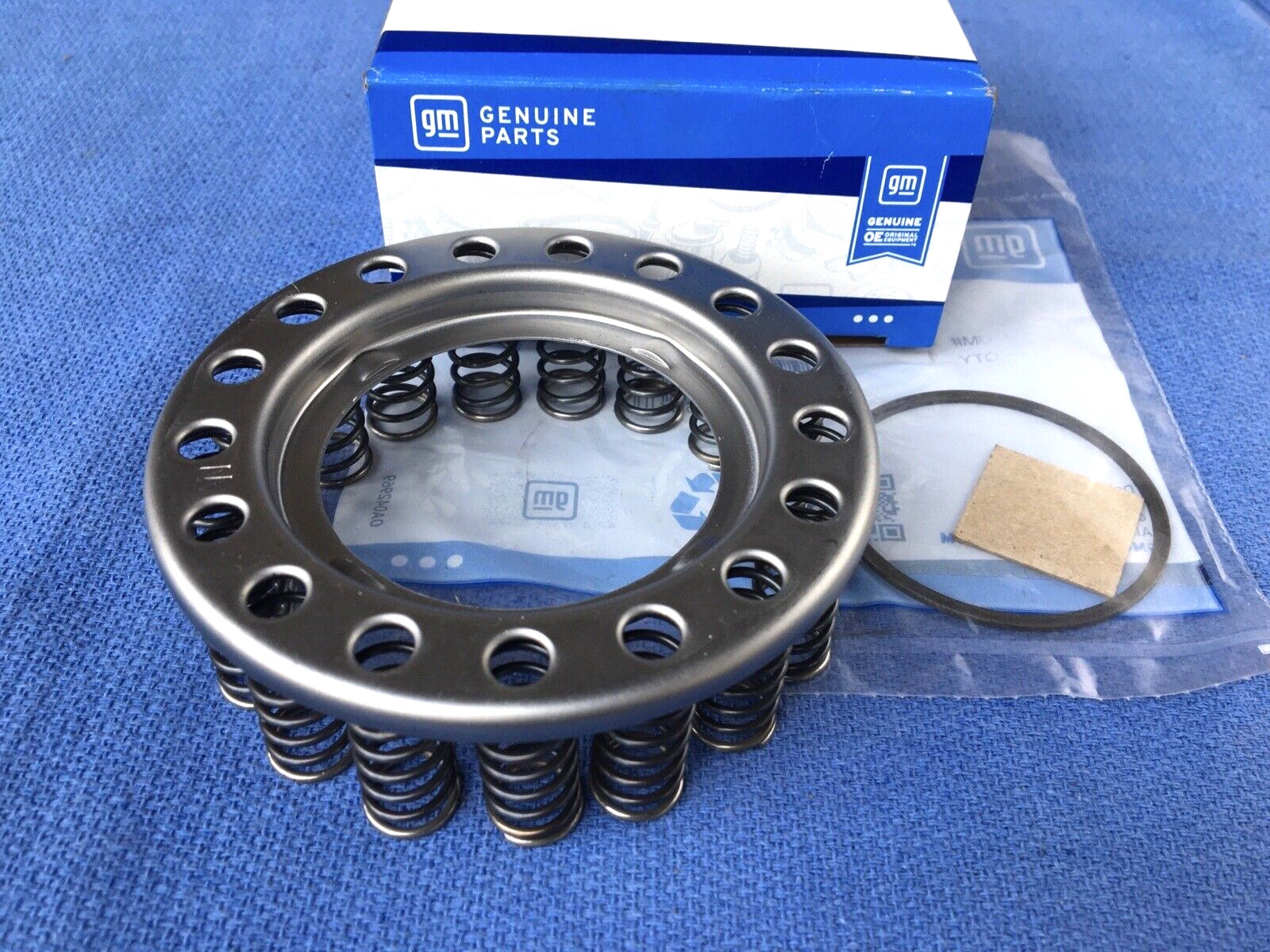 GM 4L60E 700R4 Low Reverse Spring Retainer Snap Ring Return Cage New 4L65E