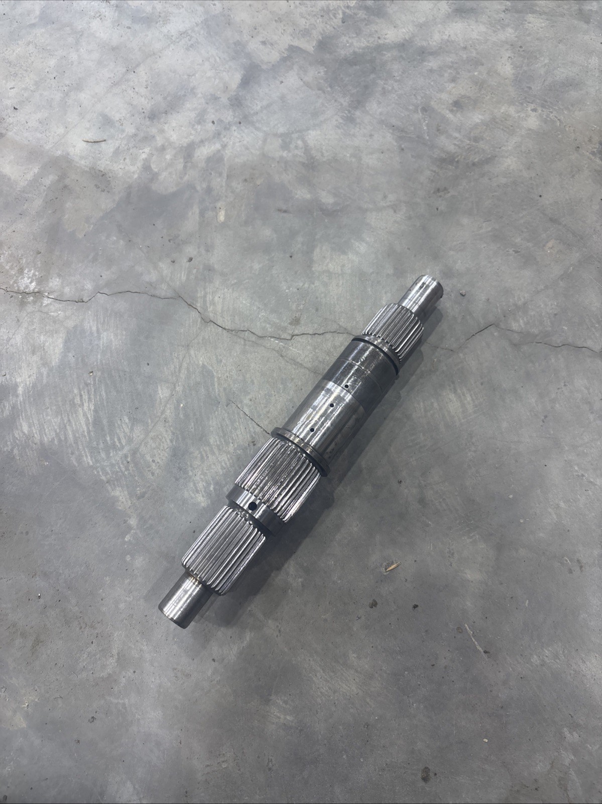 2001-2010 Allison 1000 2000 Transmission Main Intermediate Shaft Duramax Diesel