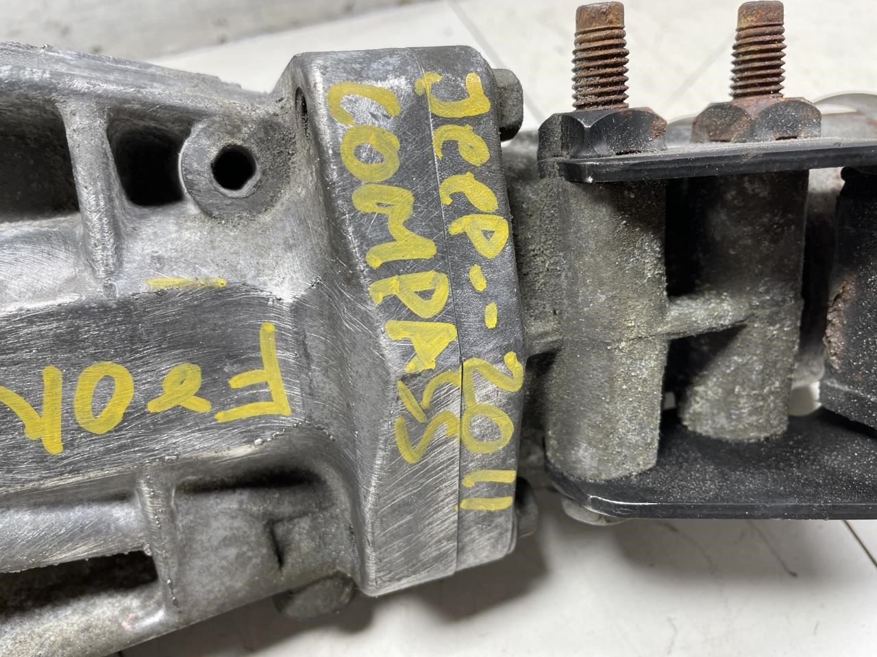 2011 JEEP COMPASS FRONT TRANSFER CASE OEM+