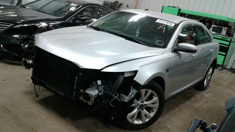 Automatic Transmission From 2010 Ford Taurus AA8P-7000-HA 6F50
