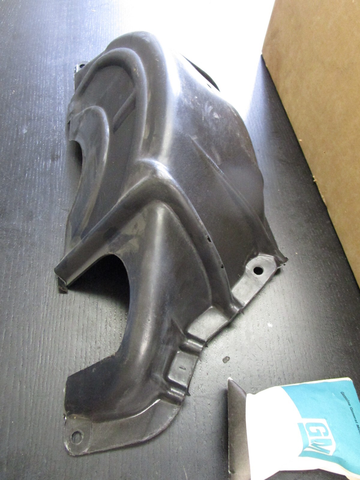 63/67 corvette power glide automatic transmission under pan NOS 3933089 66 65 64