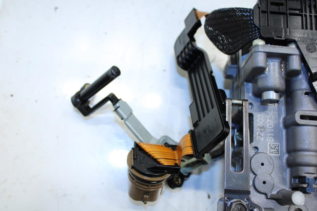 2013-2014 Hyundai Sonata 2.4L FWD Automatic Transmission Valve Body 46210-3B611