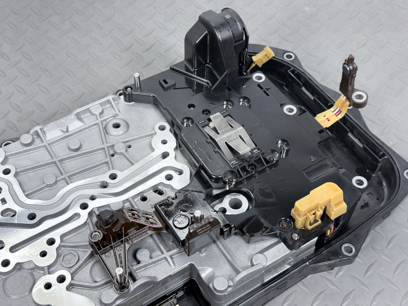 ✅ 19-26 RAM 1500 OEM AUTOMATIC TRANSMISSION VALVE BODY CONTROL UNIT 8 SPD 8HP75