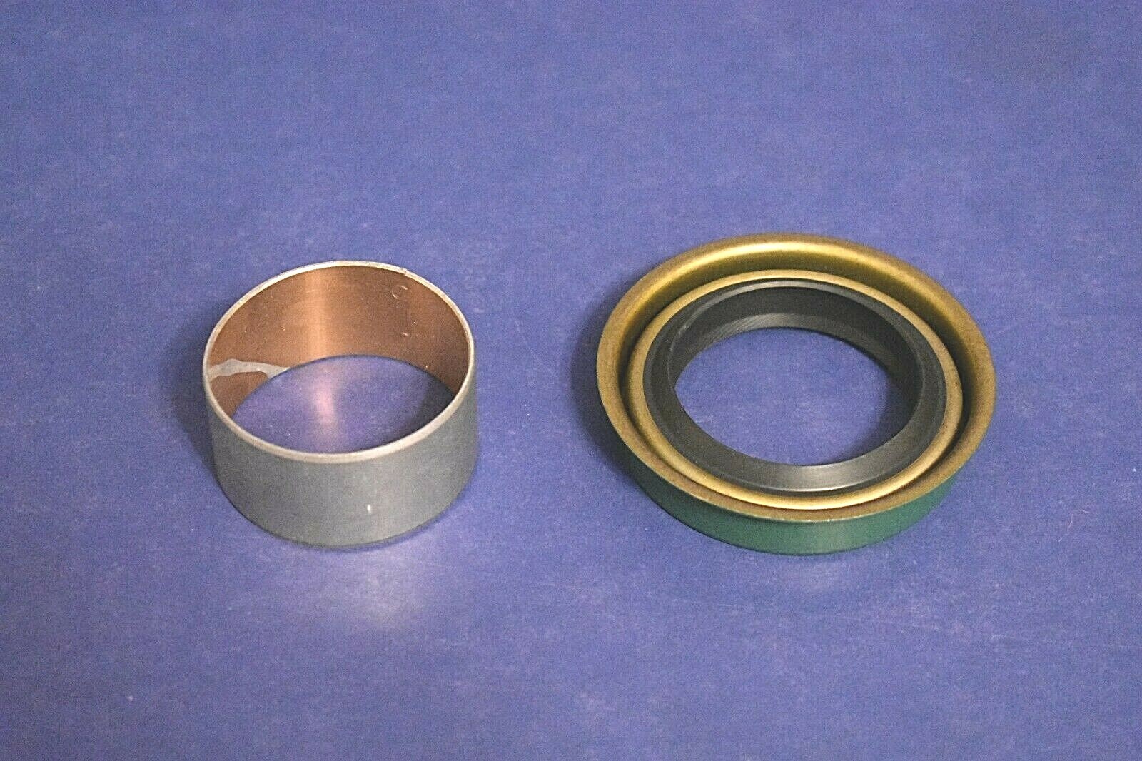 GM 400 TH400 Transmission 1″ Tailshaft Housing Short Bushing & 2.7 Seal