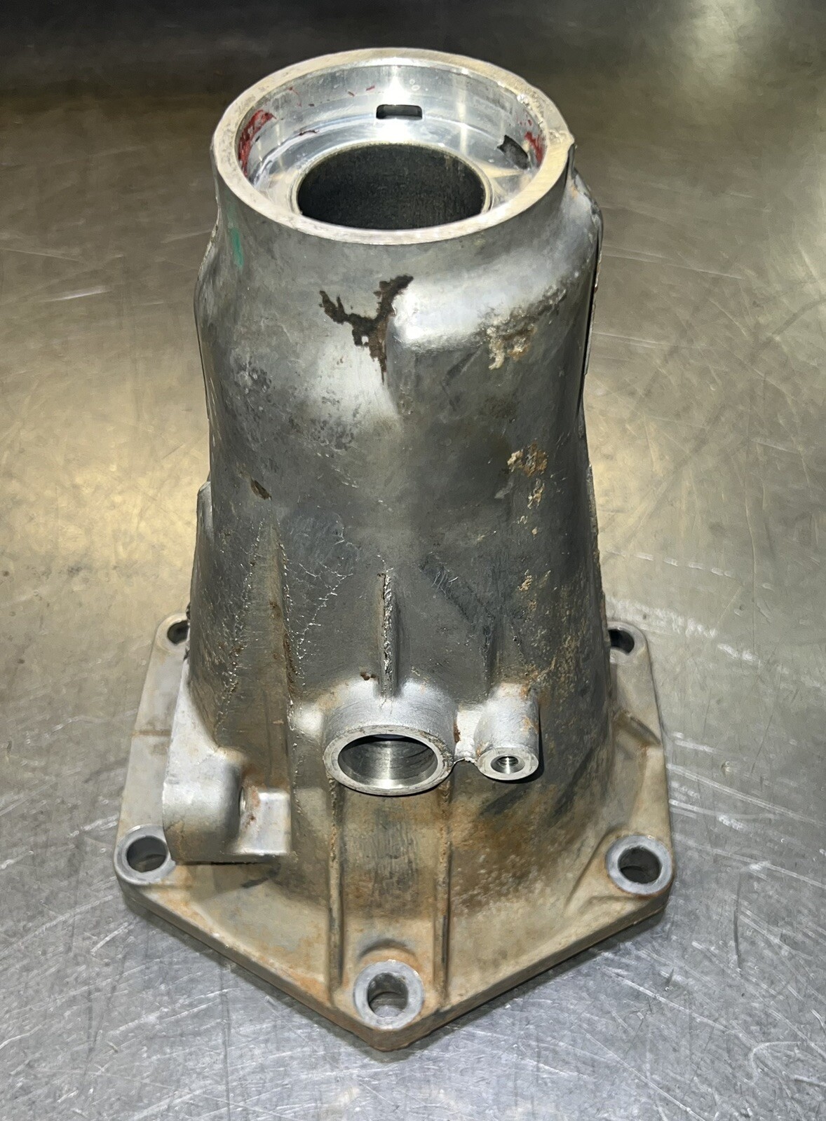 4l60e 4l65e 4l70 Transmission 2WD Tail Housing