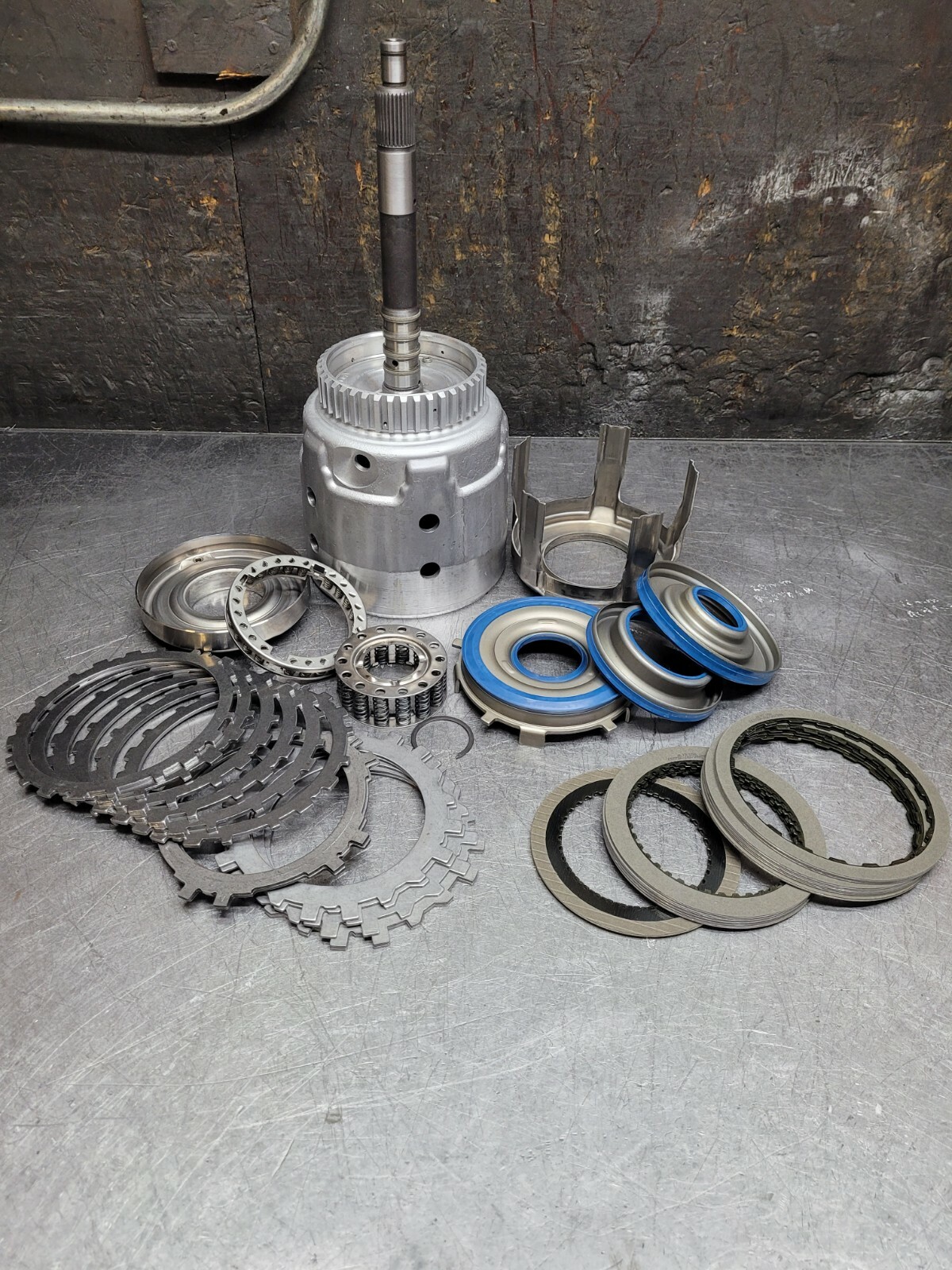 4L60E TRANSMISSION INPUT DRUM WITH SHAFT, 30 SPLINES 298MM HI-PERFORMANCE PISTON