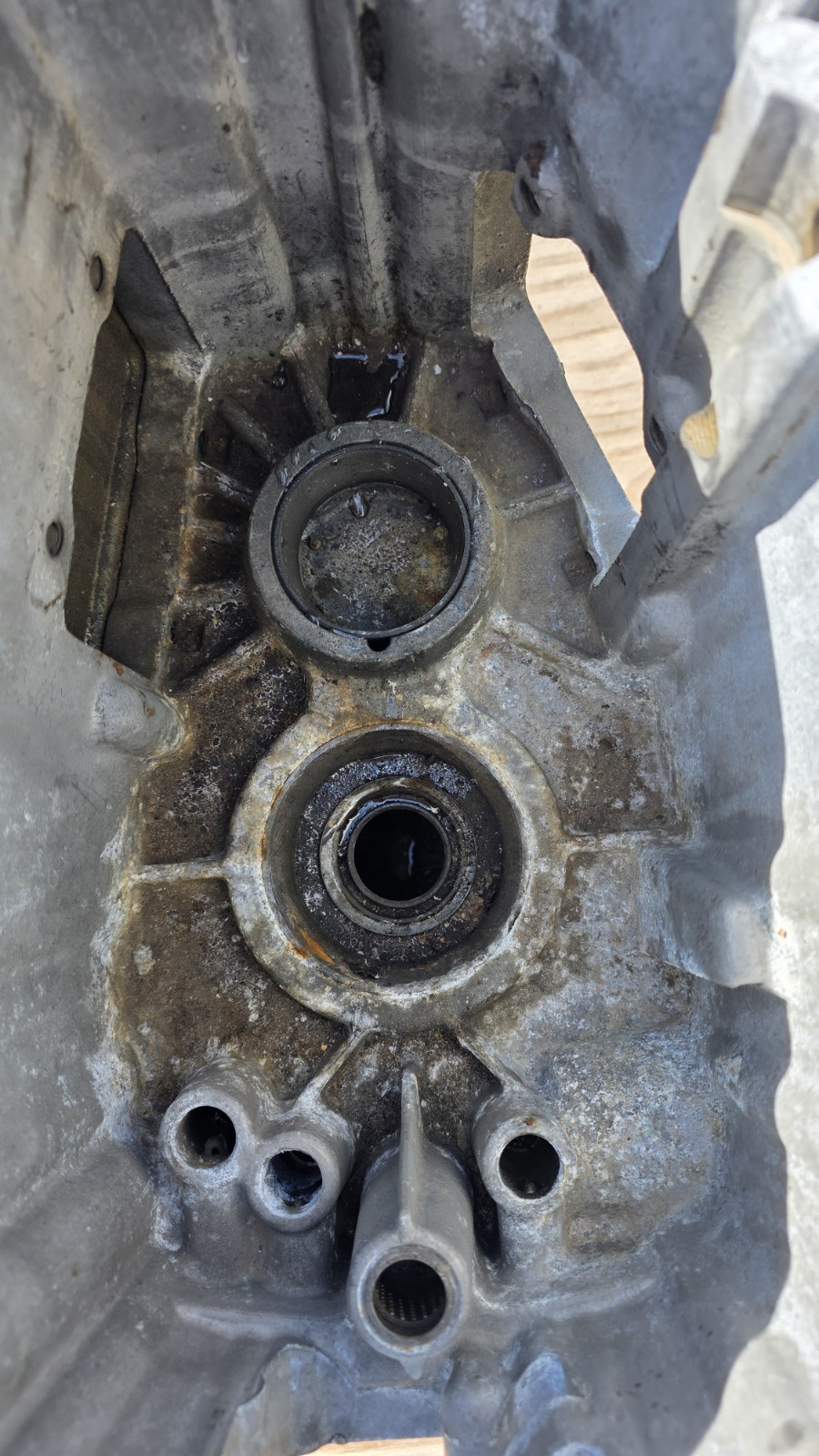 88-95 Ford F250 F350 ZF5 ZF-5 S5-42 Main Housing Case Small Block 5.8 5.0 4.9