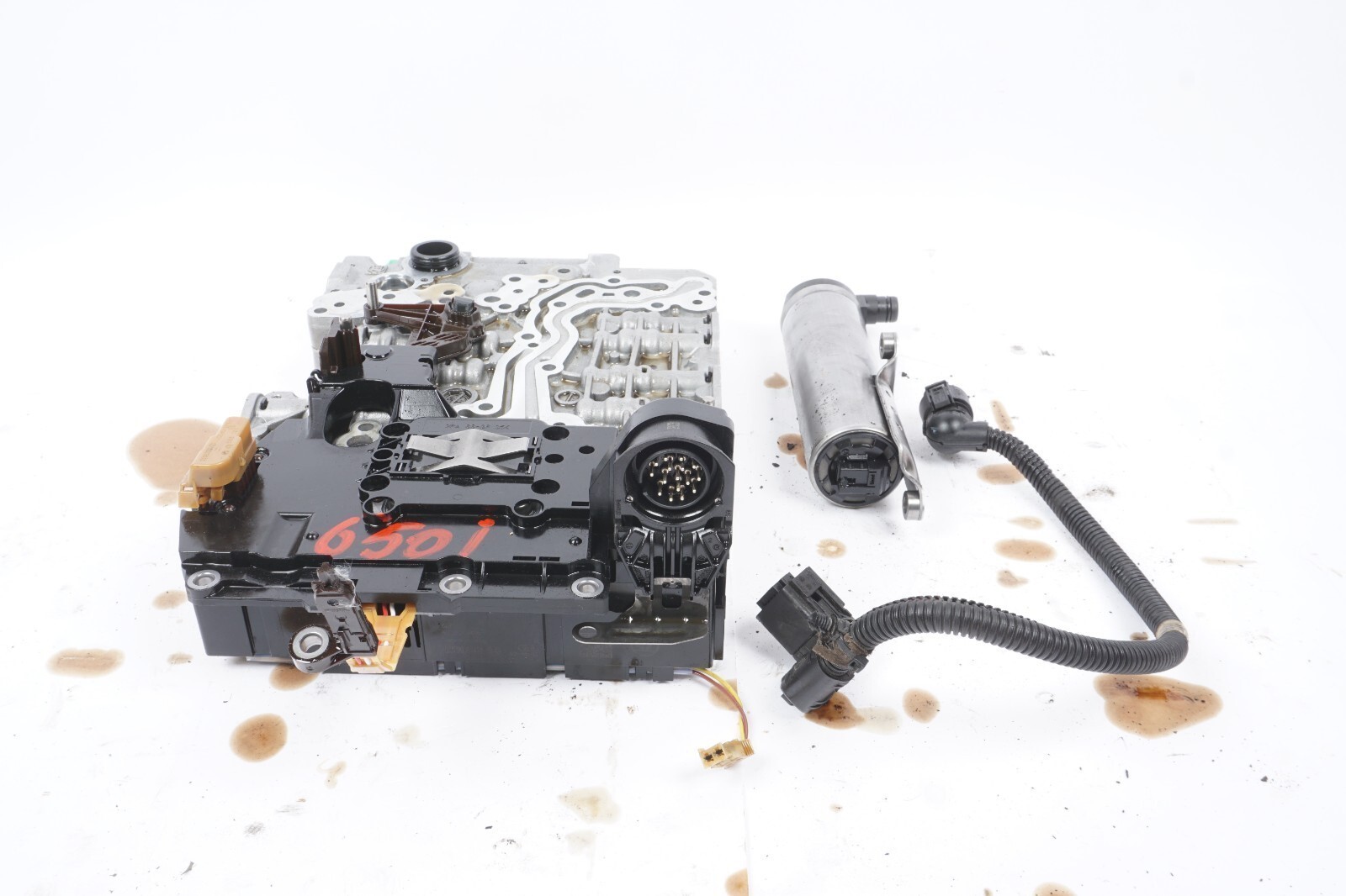 13-18 BMW 650I 4.4L N63 AT Transmission Valve Body Mechatronics OEM