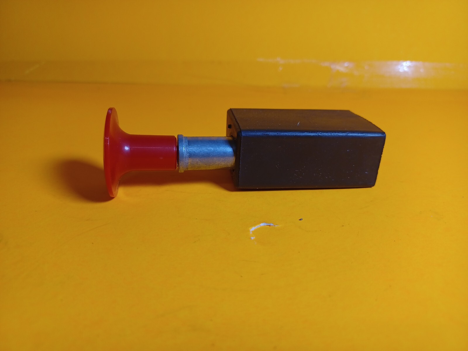 Standard Ignition Axle Shift Control Switch P/N:DS-168