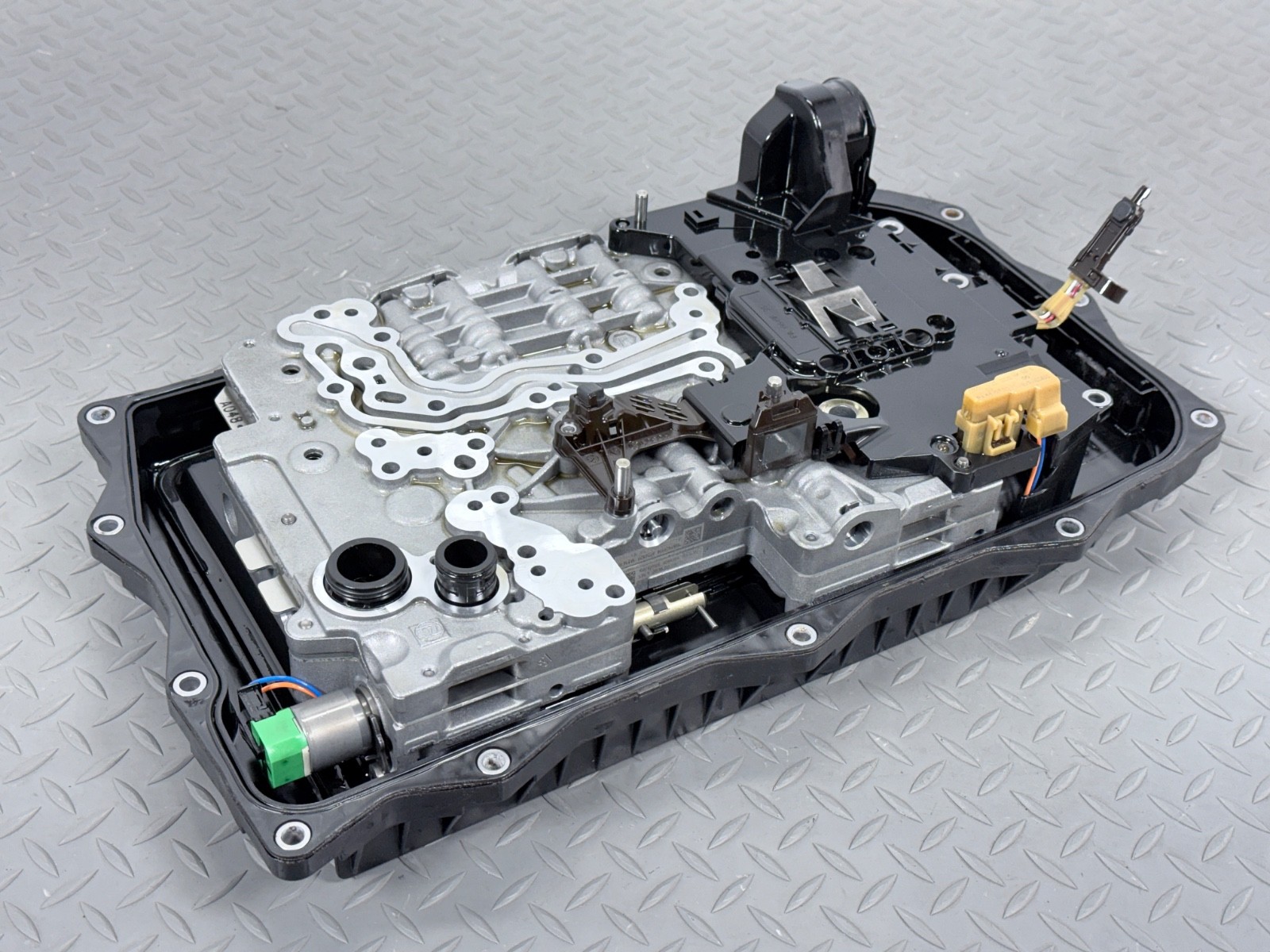 ✅ 13-25 RAM 1500 Class. OEM AUTOMATIC TRANSMISSION VALVE BODY CONTROL UNIT 8HP70
