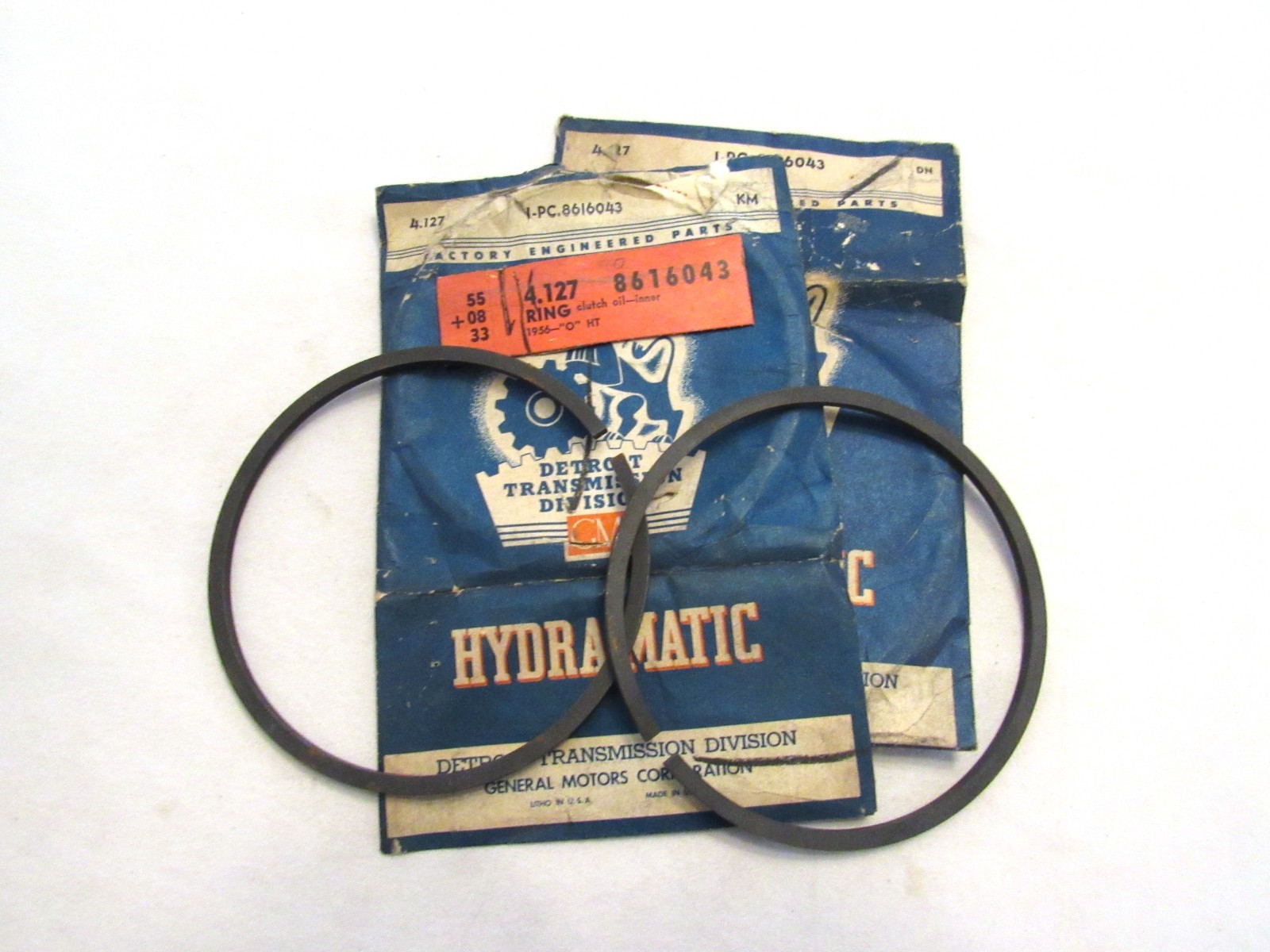 NOS 1956 Olds 88 98 H.T. Trans Overrun Clutch Piston Inner Oil Ring GM # 8616043