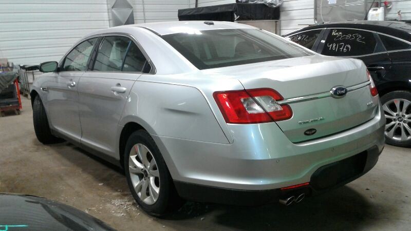 Automatic Transmission From 2010 Ford Taurus AA8P-7000-HA 6F50