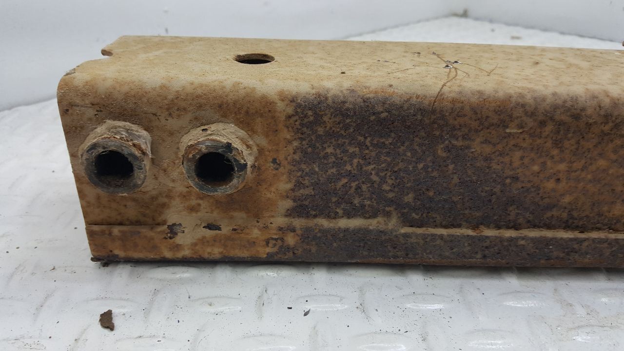 Transmission Support Cross Member Fits 04-06 AVALANCHE 1500