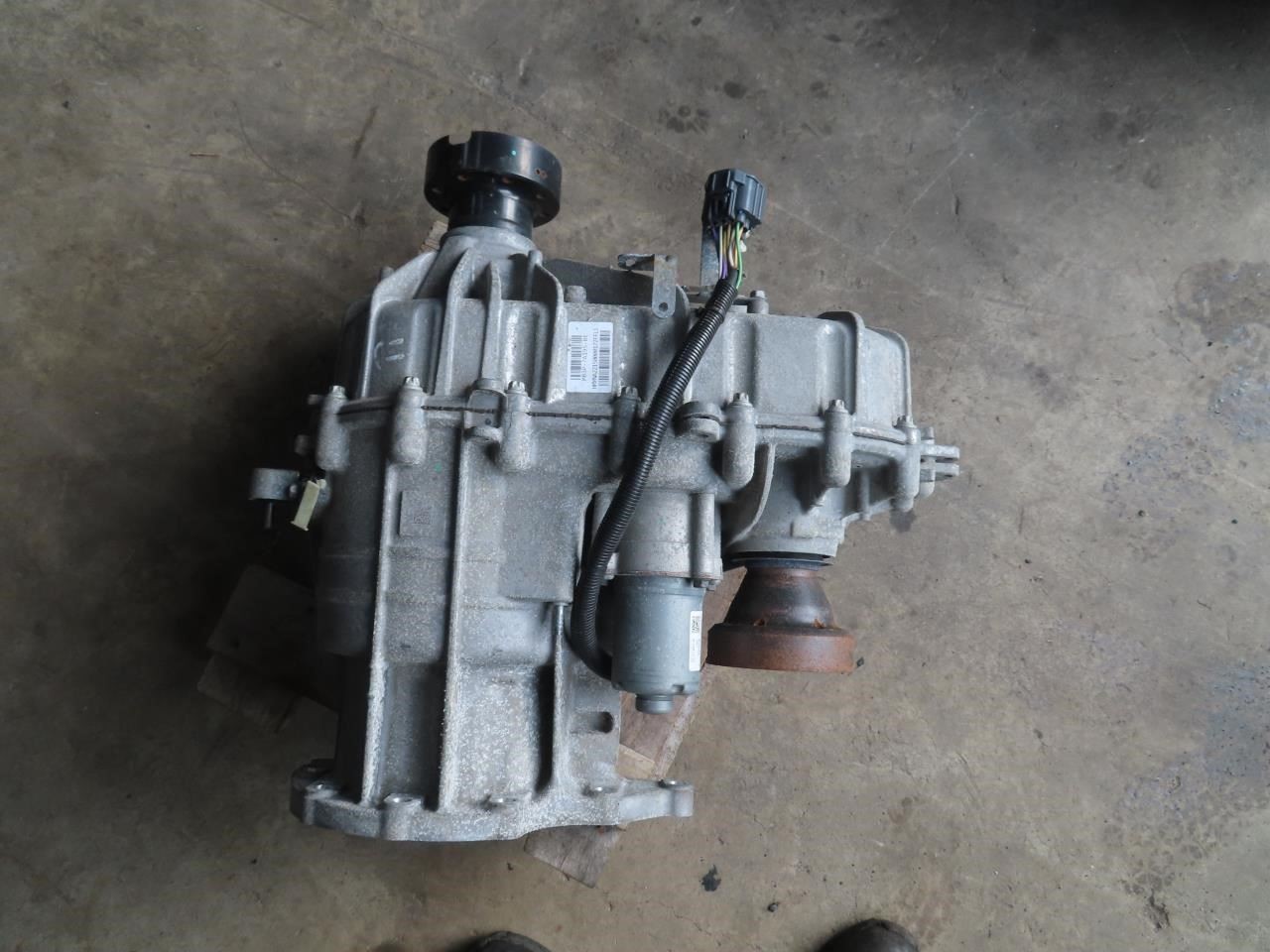 2021-2023 Ford Bronco OEM A/T Part Time Transfer Case MB3P-7A195-BE