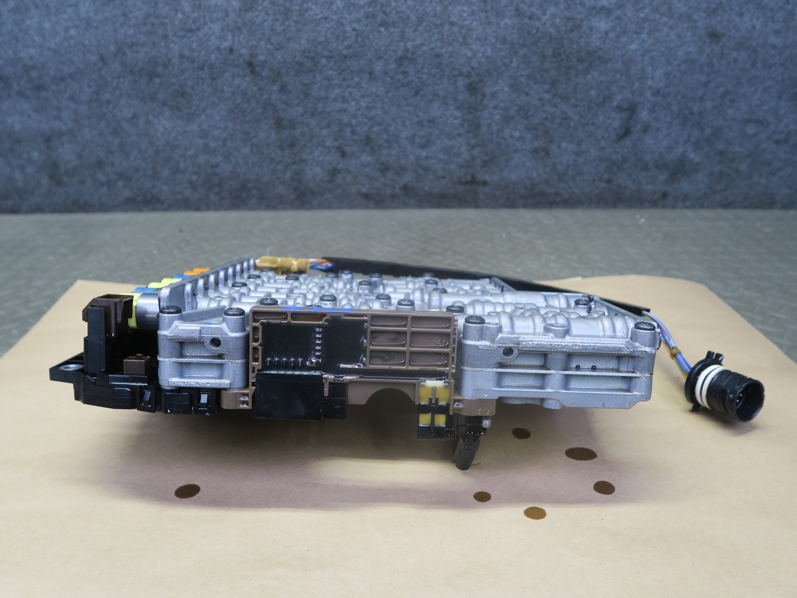 2012 AUDI B8 S5 COUPE 4.2L AWD LMJ A/T VALVE BODY MECHATRONIC 81K MILES OEM