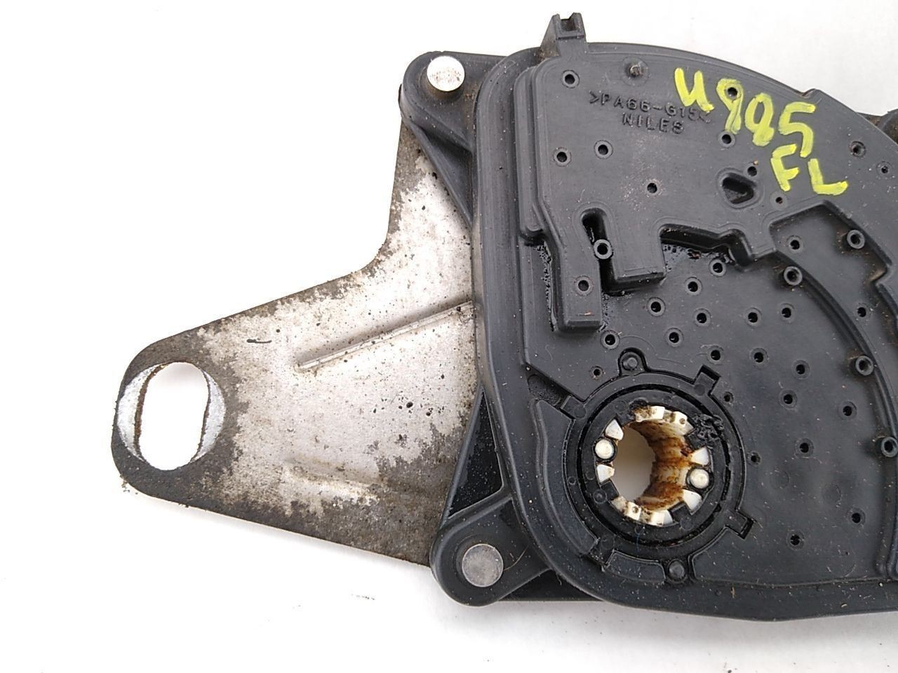Hummer H3 Automatic Transmission Range Neutral Safety Switch Fits 2006-2010 06