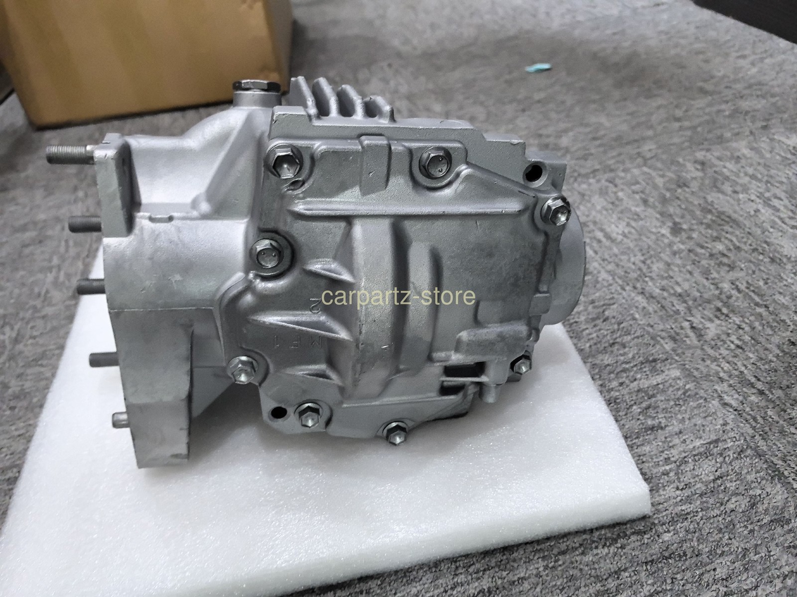 Transfer Case Assembly for Toyota Highlander Sienna Venza Lexus RX350 3610048052