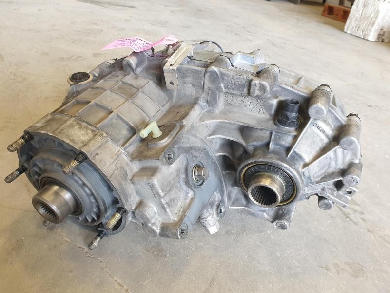1999-2002 Chevy Tahoe Silverado 1500 Transfer Case Assembly Automatic 4WD OEM