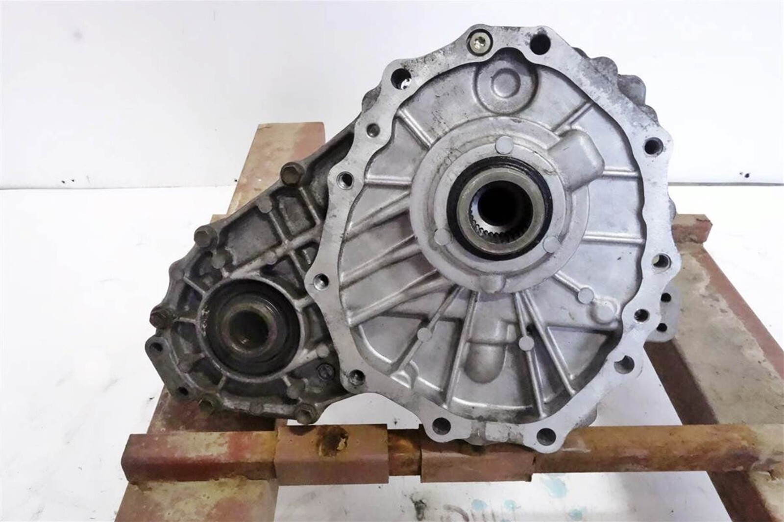 2003-2008 Infiniti G35 FX35 FX45 Transfer Case AT Automatic Transmission