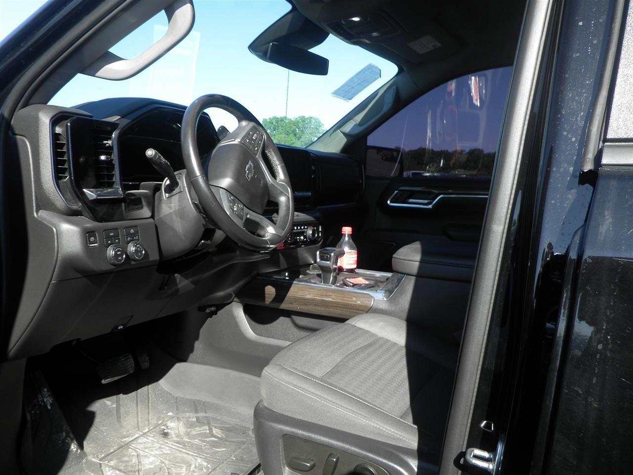 2023 Silverado 1500 RST Automatic Transmission 10 Speed 4WD