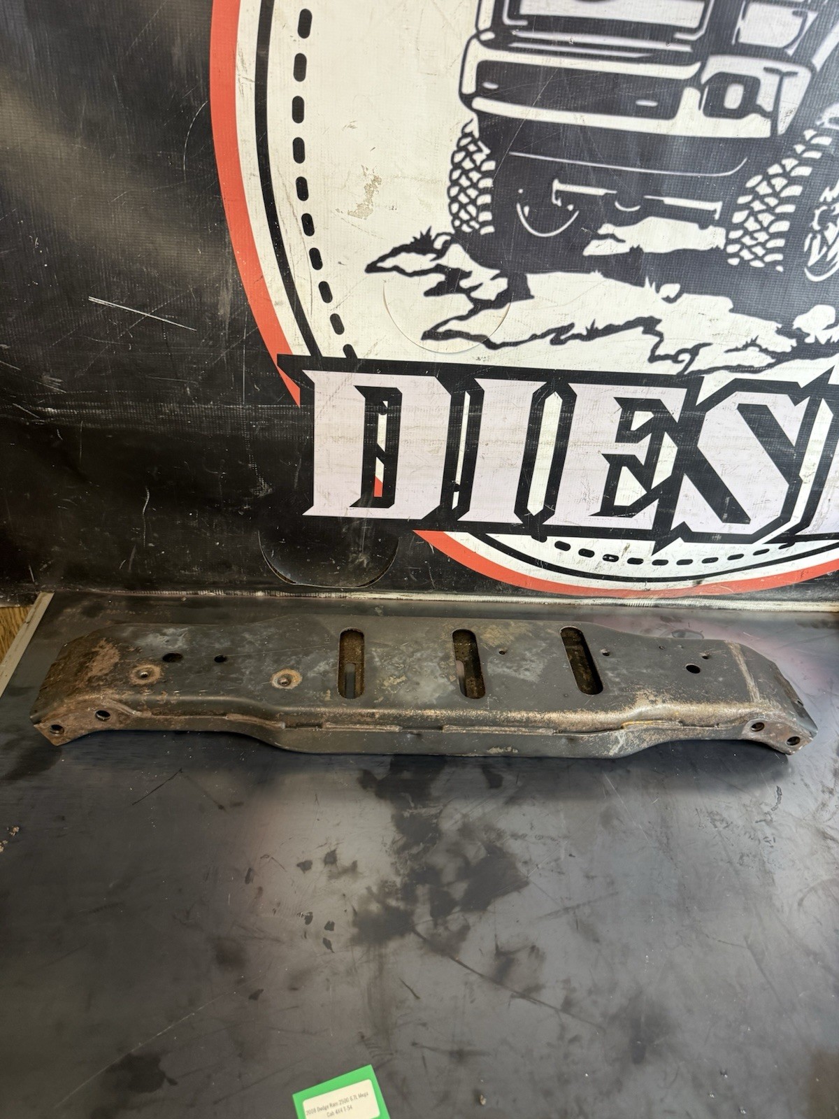 2007.5 2008 Dodge Ram 2500 3500 4X4 4WD Auto Trans Transfer Case CrossMember