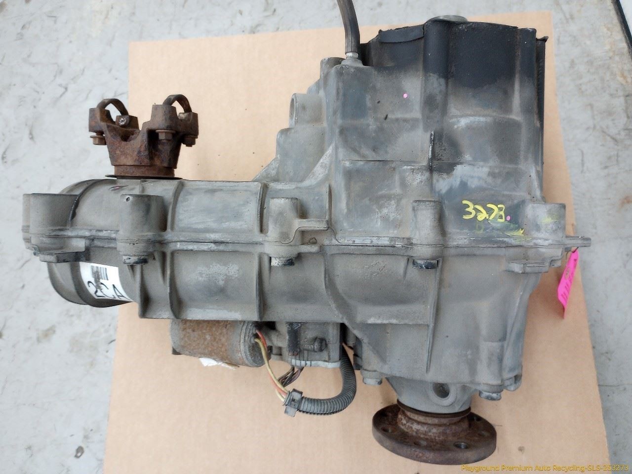 Ford Bronco Transfer Case Flange Output Electric Shift 5.8L 8 Cyl Fits 92-96 92