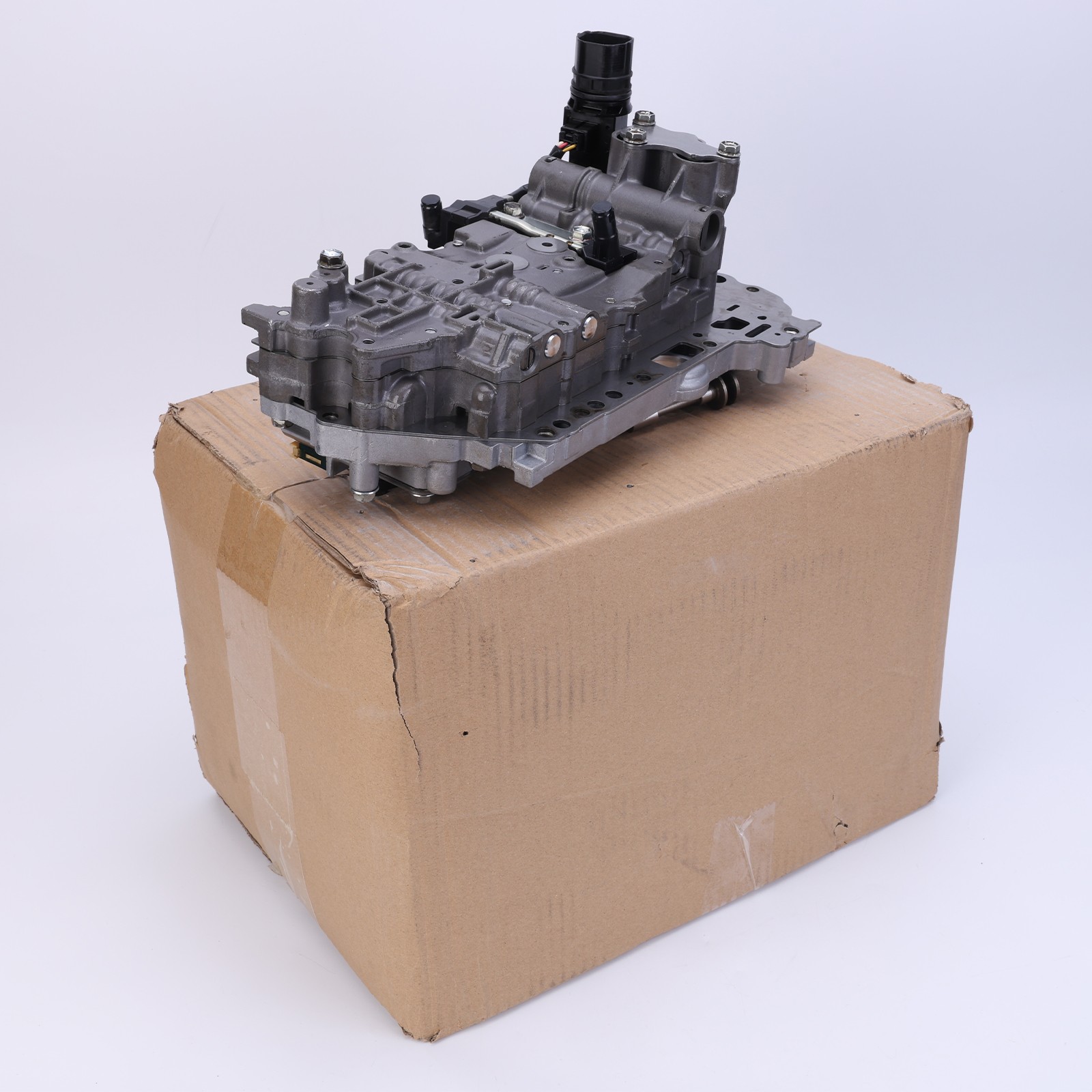 Automatic Transmission Valve Body Assembly For Toyota Camry Alphard Highlander